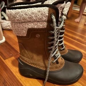 North face winter boots